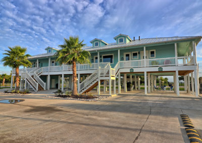 Big Spot RV clubhouse pool family friendly rv park workamping rv resort concrete big spaces san leon kemah seabrook webster bacliff galveston la marque texas city marathon valero rv